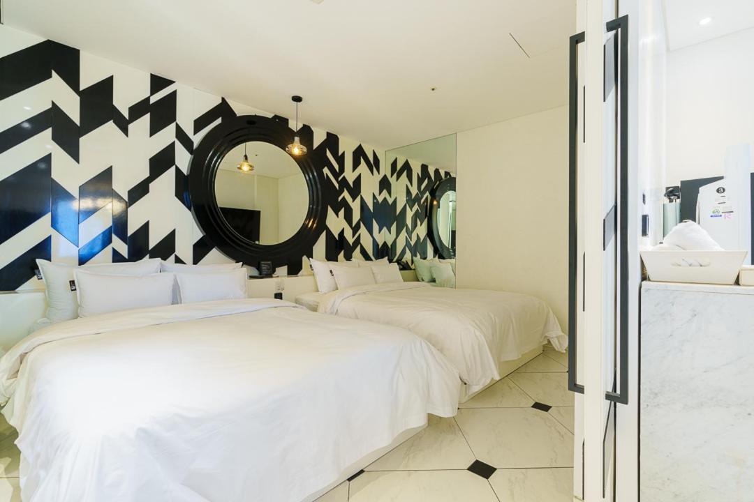 Hotel The Designers Инчон Екстериор снимка