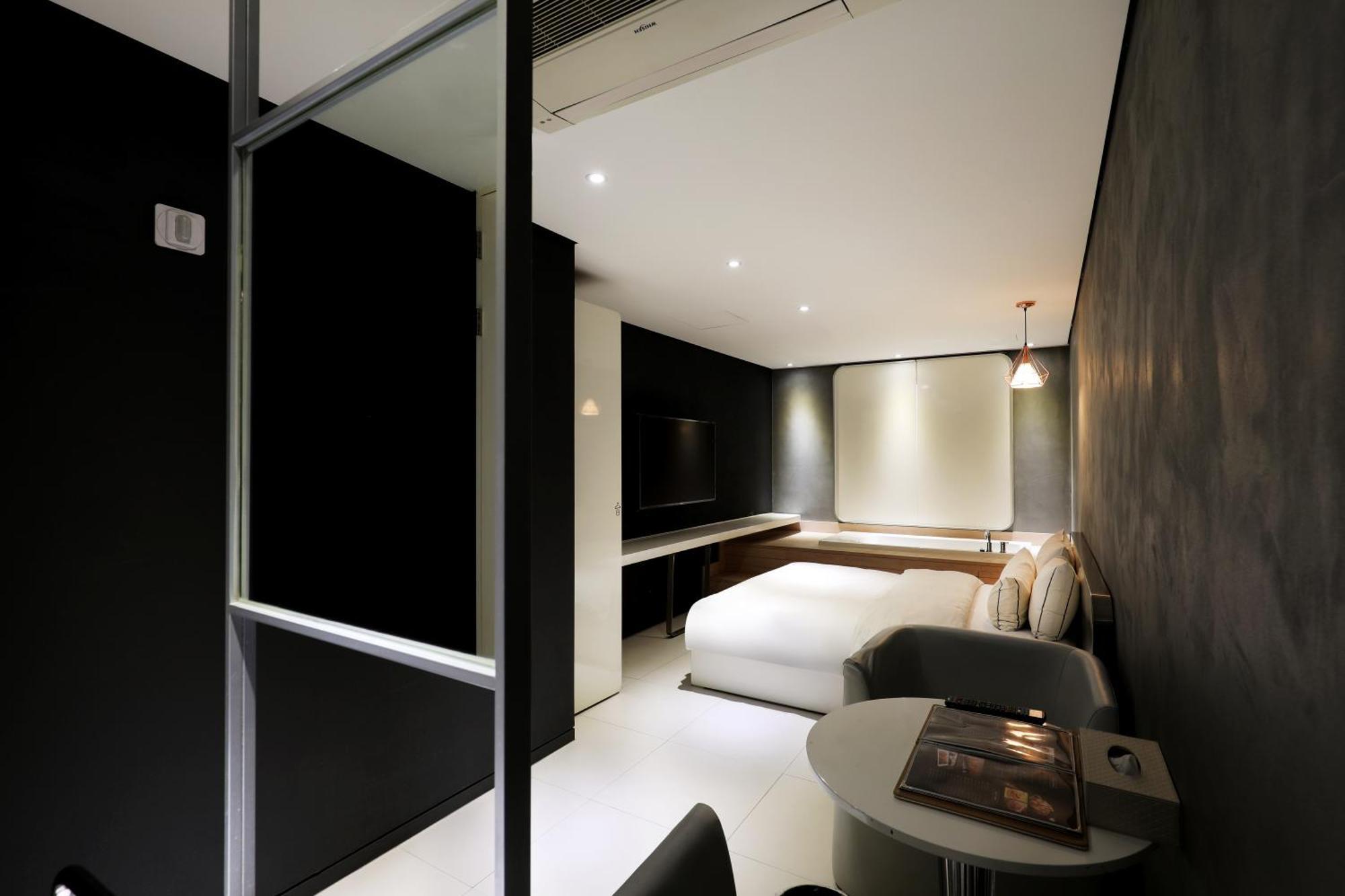 Hotel The Designers Инчон Екстериор снимка