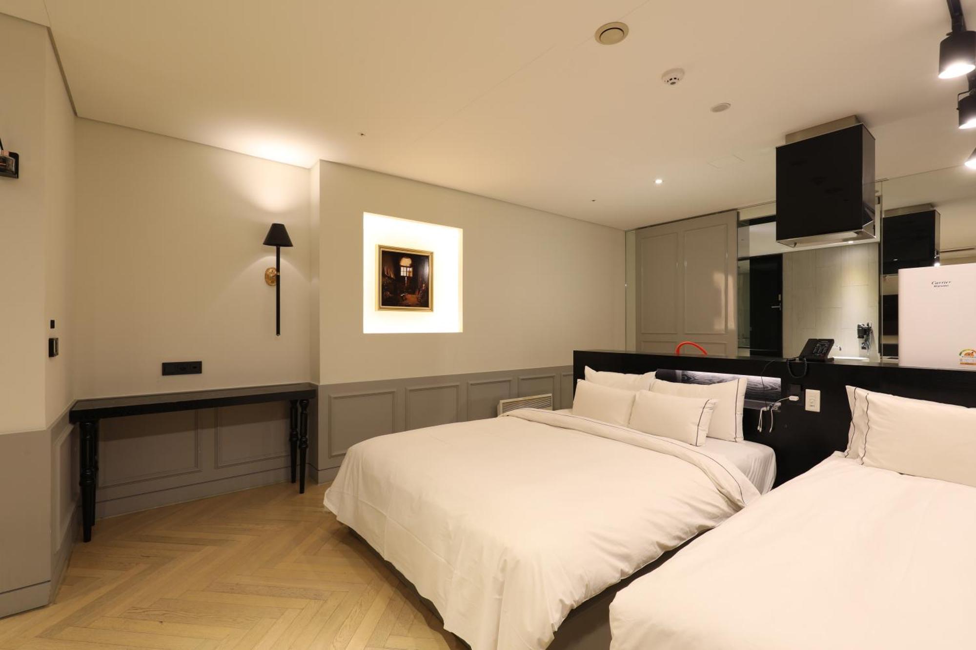 Hotel The Designers Инчон Екстериор снимка