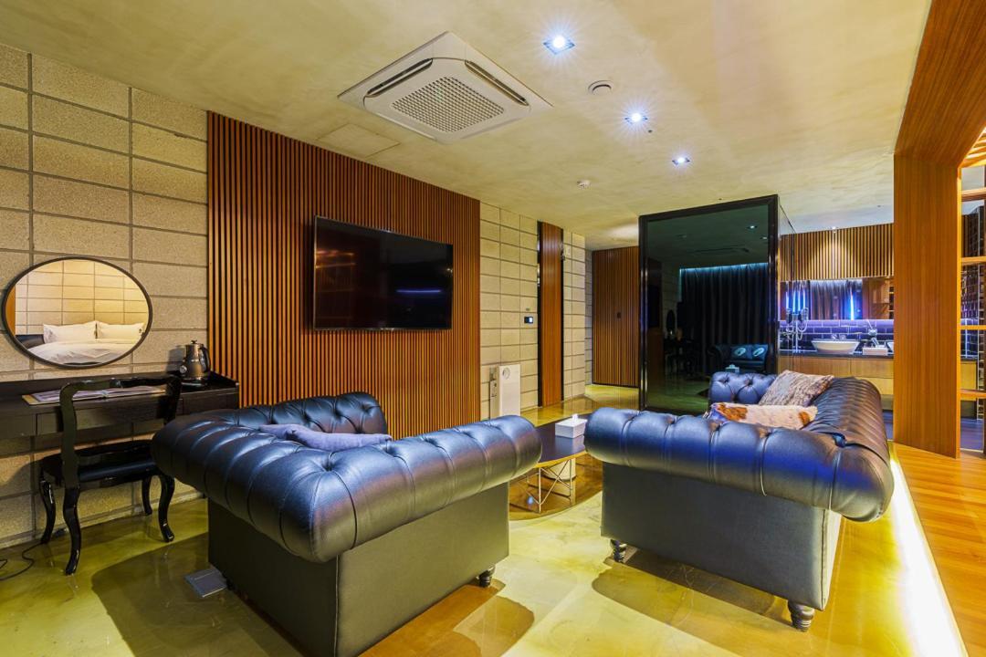 Hotel The Designers Инчон Екстериор снимка