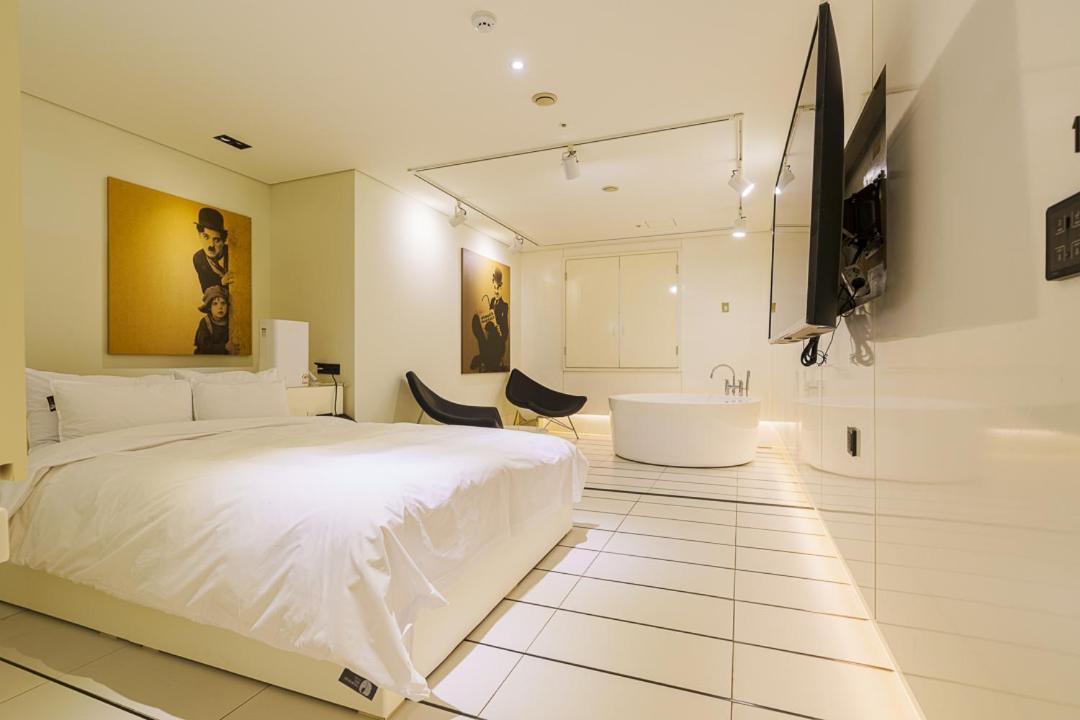 Hotel The Designers Инчон Екстериор снимка