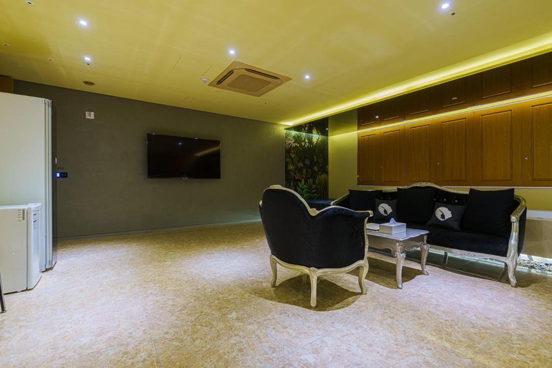 Hotel The Designers Инчон Екстериор снимка
